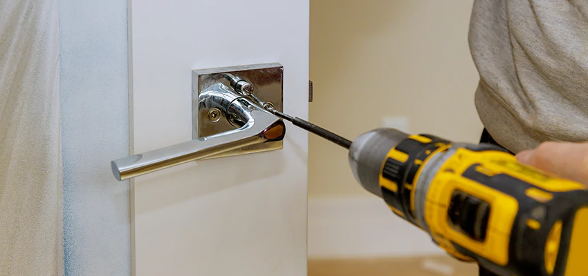 After-hours Locksmith  For Lock Troubleshooting in Pico Rivera, California
